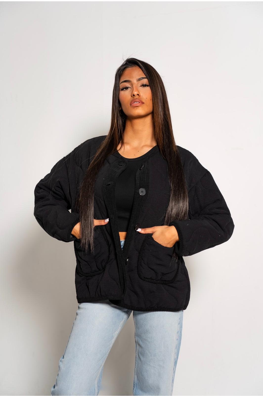 Veste noire à boutons